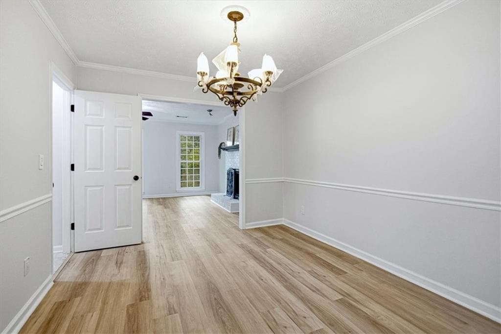 4 bedroom, 3 bathroom, 2,336 sq ft single family residence for sale at 526 Jasmine Court, Norcross, GA 30093 — photo 9