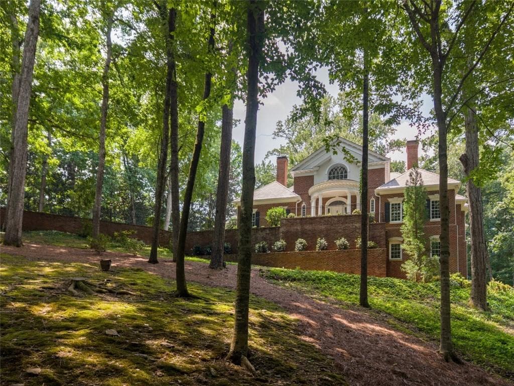 5 bedroom, 7 bathroom single family residence for rent at 140 Valley Road, Atlanta, GA 30305 for $20,000 a month — photo 2