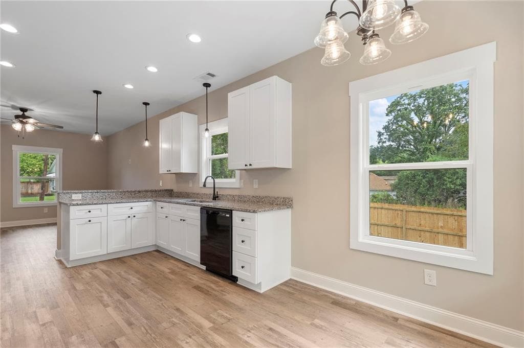 3 bedroom, 2 bathroom, 1,460 sq ft single family residence for rent at 2163 W. Highway 16 Street, Newnan, GA 30263 for $2,100 a month — photo 8