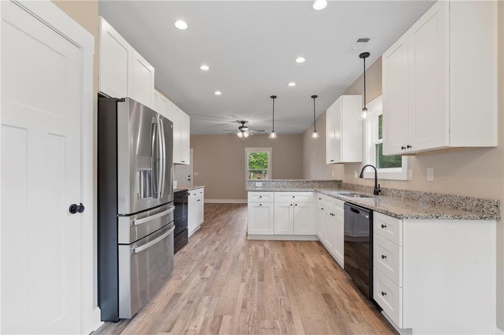 3 bedroom, 2 bathroom, 1,460 sq ft single family residence for rent at 2163 W. Highway 16 Street, Newnan, GA 30263 for $2,100 a month — photo 10