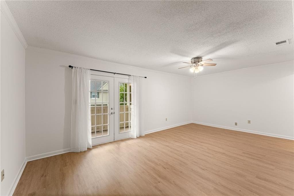 2 bedroom, 2 bathroom, 1,040 sq ft condominium for sale at 6900 Roswell Road Q17, Atlanta, GA 30328 — photo 10