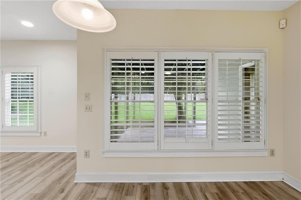 2 bedroom, 2 bathroom, 1,718 sq ft single family residence for sale at 100 Clay Court, Tyrone, GA 30290 — photo 10