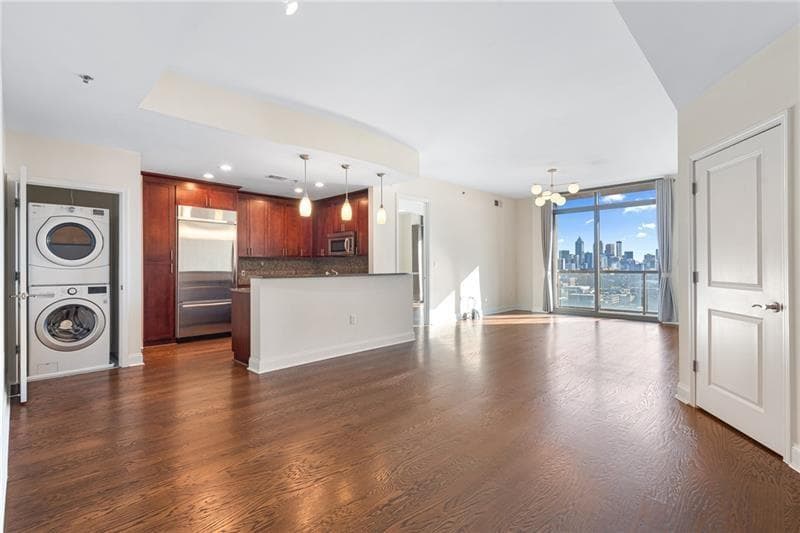 1 bedroom, 2 bathroom, 1,244 sq ft condominium for rent at 270 17th Street 2307, Atlanta, GA 30363 for $2,700 a month — photo 5