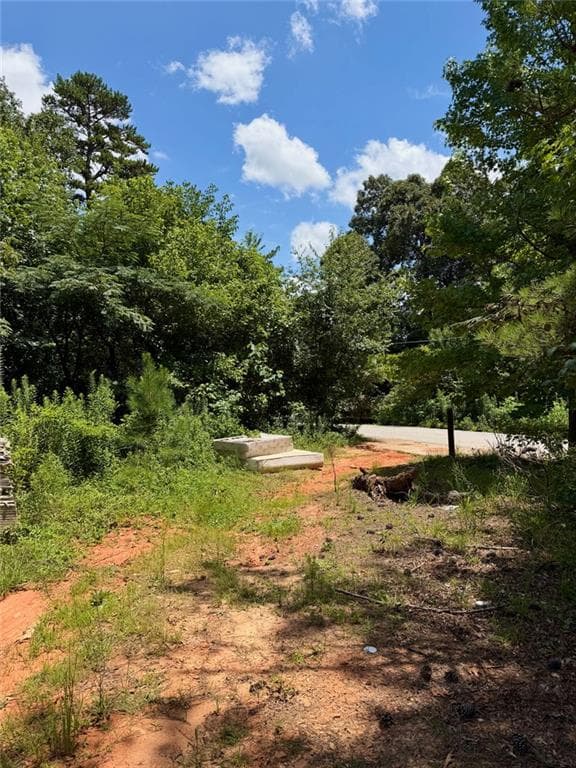 3 bedroom, 3 bathroom, 2,250 sq ft single family residence under contract at 5855 Oakdale Road, Mableton, GA 30126 — photo 6