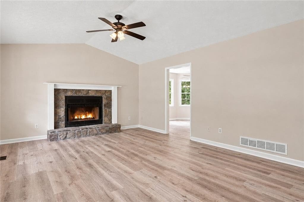 3 bedroom, 2 bathroom, 1,344 sq ft single family residence under contract at 1208 Acorn Lane, Woodstock, GA 30189 — photo 8