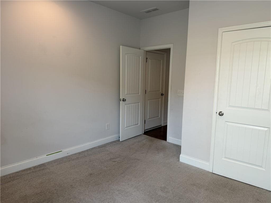5 bedroom, 3 bathroom, 2,444 sq ft single family residence for sale at 1436 Weeping Tree Drive, Auburn, GA 30011 — photo 6