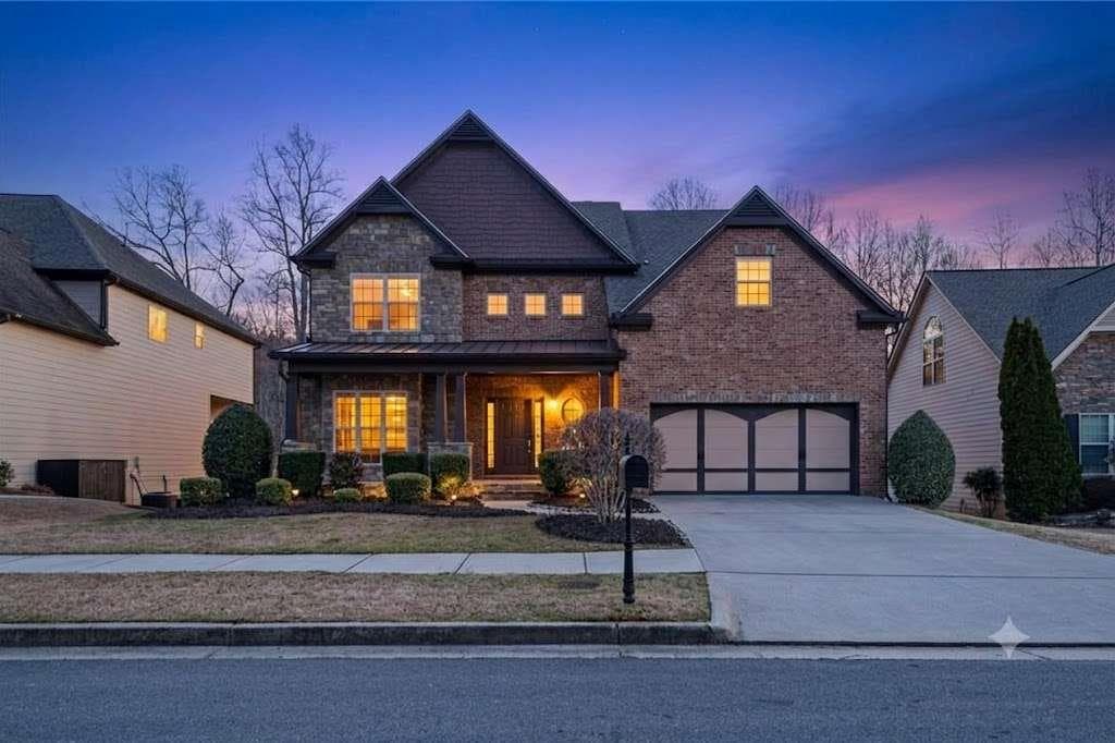 4 bedroom, 3 bathroom, 4,658 sq ft single family residence for sale at 1300 Primrose Park Road, Sugar Hill, GA 30518 — photo 2
