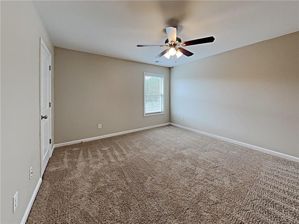 4 bedroom, 3 bathroom, 2,298 sq ft single family residence for rent at 4339 Pearhaven Lane, Gainesville, GA 30504 for $2,255 a month — photo 8
