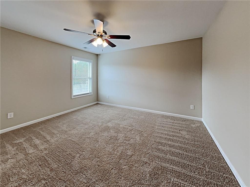 4 bedroom, 3 bathroom, 2,298 sq ft single family residence for rent at 4339 Pearhaven Lane, Gainesville, GA 30504 for $2,255 a month — photo 9
