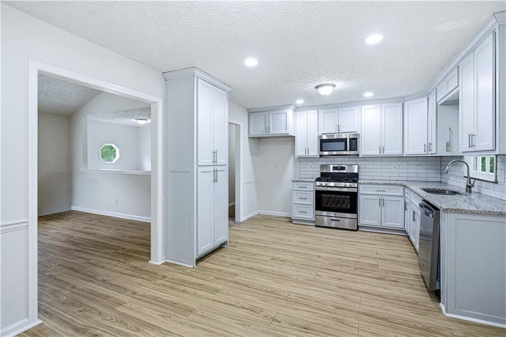3 bedroom, 2 bathroom, 1,164 sq ft single family residence for rent at 1600 Sugar Plum Drive, Conyers, GA 30094 for $1,950 a month — photo 7