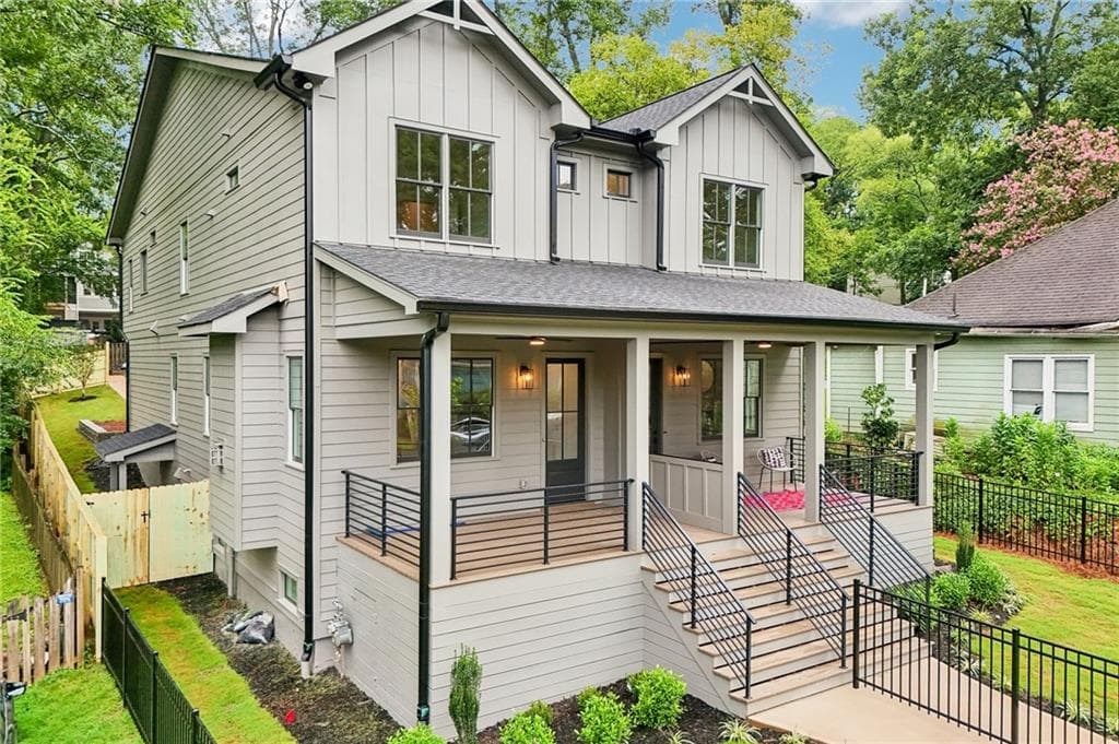 4 bedroom, 4 bathroom, 2,350 sq ft single family residence for sale at 112 1st Avenue, Decatur, GA 30030 — photo 2