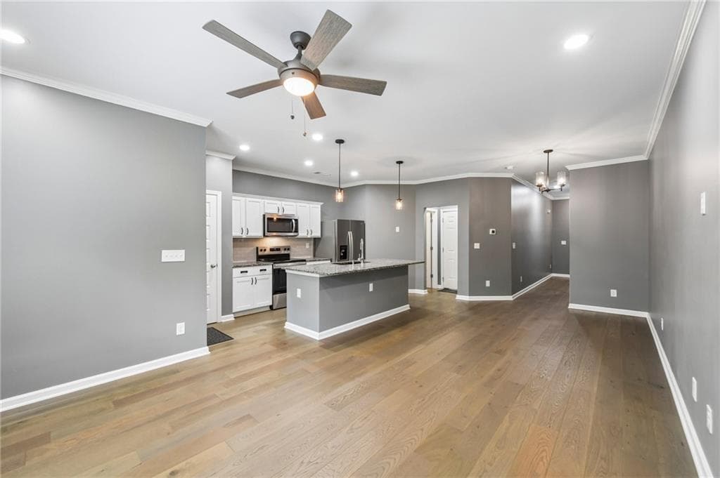 3 bedroom, 3 bathroom, 1,501 sq ft townhouse for sale at 3583 Brycewood Drive, Decatur, GA 30034 — photo 4