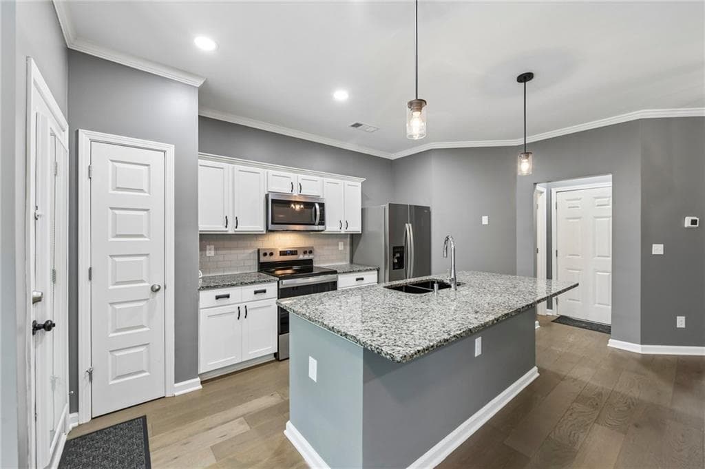 3 bedroom, 3 bathroom, 1,501 sq ft townhouse for sale at 3583 Brycewood Drive, Decatur, GA 30034 — photo 7