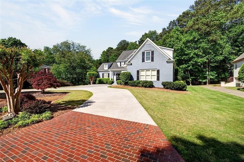 7 bedroom, 7 bathroom, 7,420 sq ft single family residence under contract at 751 Parkside Trail, Marietta, GA 30064 — photo 6