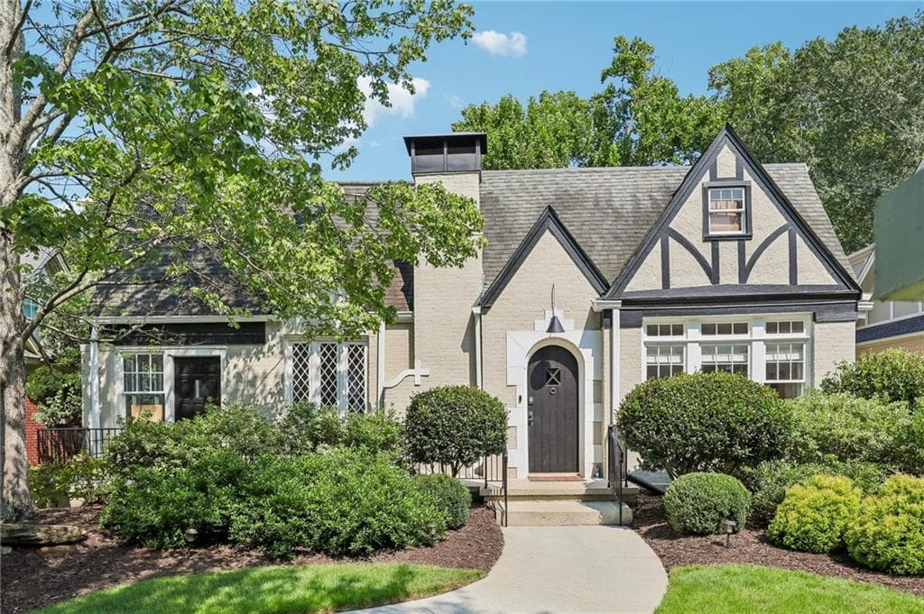 5 bedroom, 4 bathroom, 3,000 sq ft single family residence sold at 1596 Emory Road, Atlanta, GA 30306