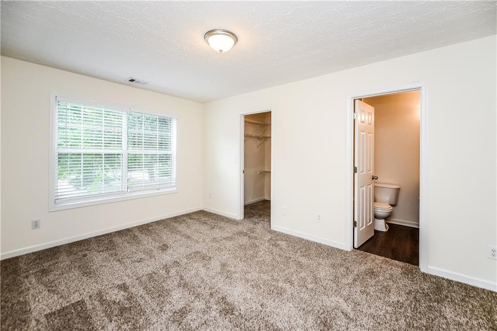 5 bedroom, 3 bathroom, 2,466 sq ft single family residence for rent at 805 Lewis Ridge Circle, Lawrenceville, GA 30045 for $2,775 a month — photo 8