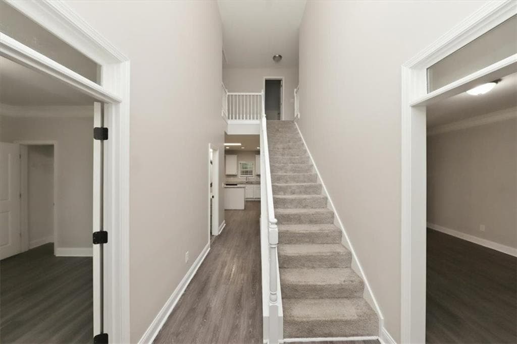 5 bedroom, 3 bathroom, 3,056 sq ft single family residence for sale at 3011 Sarah Lane, Griffin, GA 30224 — photo 5