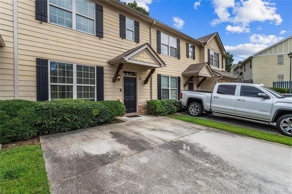 3 bedroom, 3 bathroom, 1,440 sq ft condominium for sale at 4364 Stone Gate Way 94, East Point, GA 30344 — photo 3