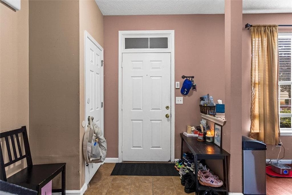 3 bedroom, 3 bathroom, 1,440 sq ft condominium for sale at 4364 Stone Gate Way 94, East Point, GA 30344 — photo 5
