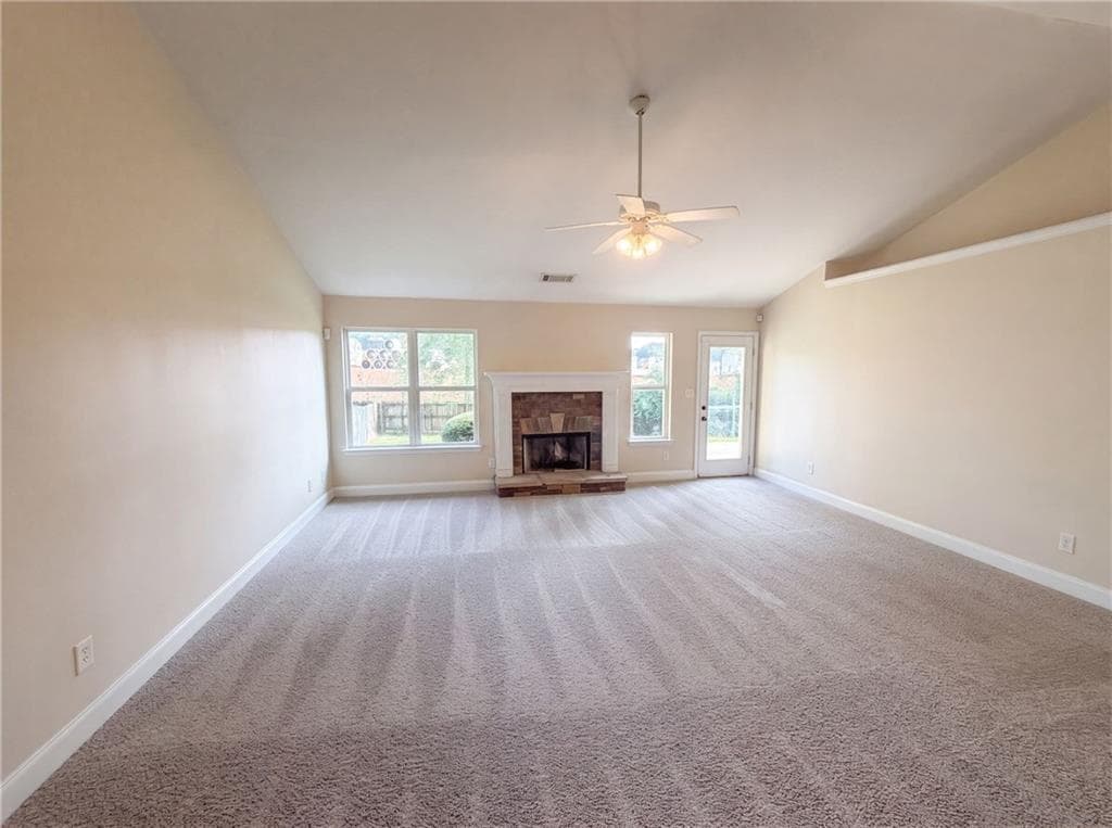 3 bedroom, 2 bathroom, 2,276 sq ft single family residence under contract at 453 Castle Top Lane, Lawrenceville, GA 30045 — photo 6