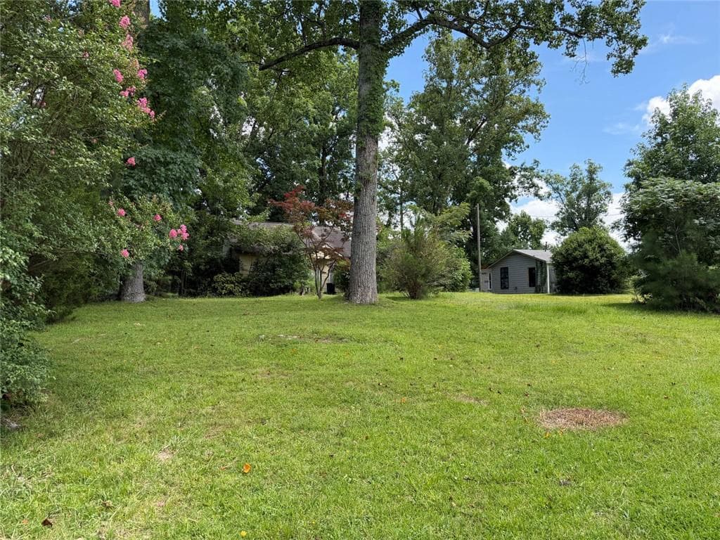 2 bedroom, 1 bathroom, 1,120 sq ft single family residence for sale at 5905 Oakdale Road, Mableton, GA 30126 — photo 2