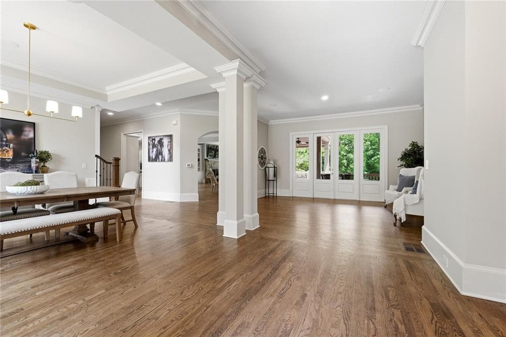 7 bedroom, 7 bathroom, 9,467 sq ft single family residence under contract at 55 Providence Plantation Drive, Milton, GA 30004 — photo 6