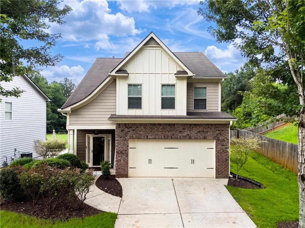 3 bedroom, 3 bathroom, 2,233 sq ft single family residence under contract at 152 Palisades Drive, Dallas, GA 30157