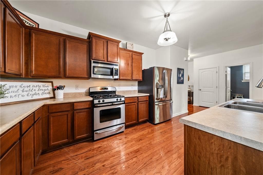 3 bedroom, 3 bathroom, 2,233 sq ft single family residence under contract at 152 Palisades Drive, Dallas, GA 30157 — photo 3