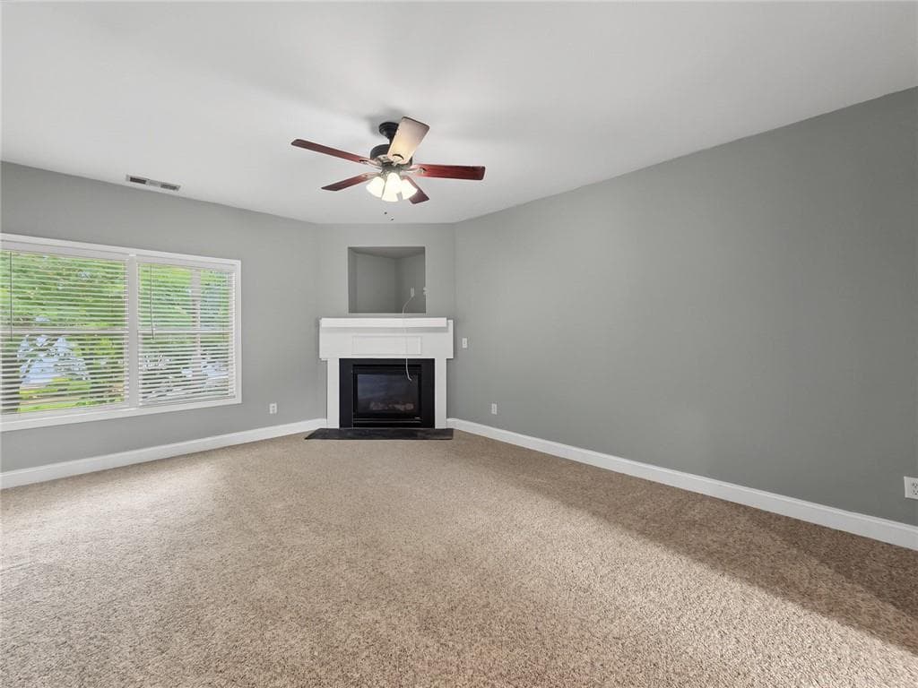 4 bedroom, 3 bathroom, 2,054 sq ft single family residence for sale at 441 Sweet Ashley Way, Loganville, GA 30052 — photo 4