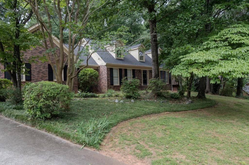 3 bedroom, 3 bathroom, 3,146 sq ft single family residence for rent at 2858 Livsey Drive, Tucker, GA 30084 for $2,795 a month — photo 2