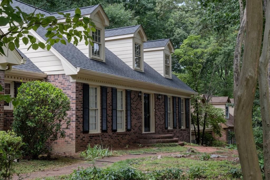 3 bedroom, 3 bathroom, 3,146 sq ft single family residence for rent at 2858 Livsey Drive, Tucker, GA 30084 for $2,795 a month — photo 3