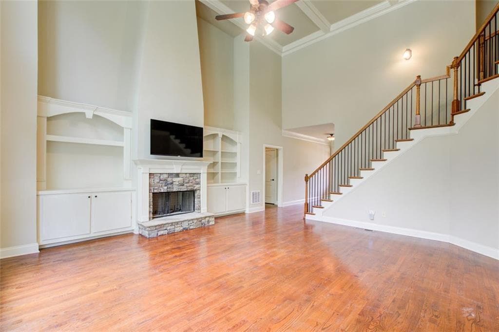 5 bedroom, 5 bathroom, 4,833 sq ft single family residence for sale at 553 Hunting Hills Drive, Braselton, GA 30517 — photo 4