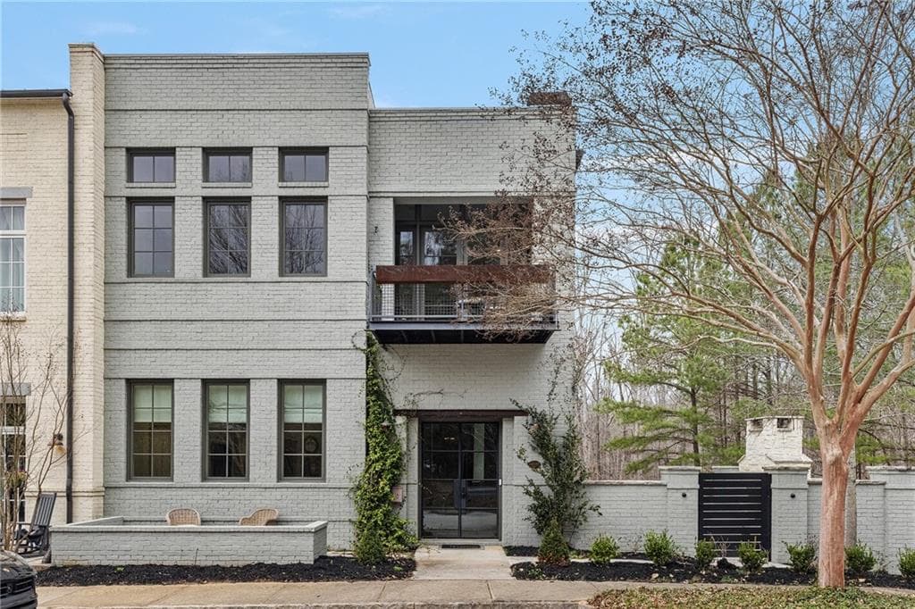 4 bedroom, 6 bathroom, 4,029 sq ft townhouse for sale at 458 Selborne Way, Chattahoochee Hills, GA 30268