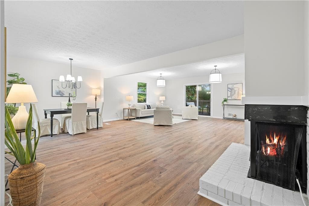 3 bedroom, 2 bathroom, 1,630 sq ft single family residence for sale at 4424 Twin Creek Drive, Kennesaw, GA 30144 — photo 6