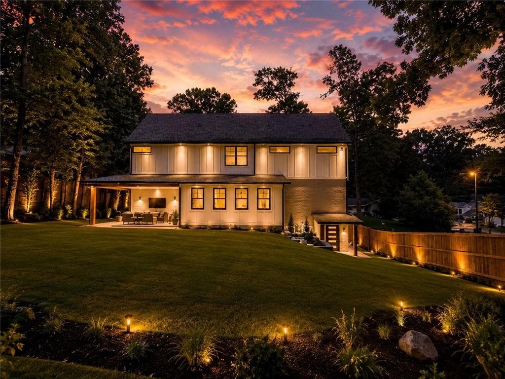 5 bedroom, 5 bathroom, 4,219 sq ft single family residence for sale at 2336 Brookhurst Drive, Dunwoody, GA 30338 — photo 3