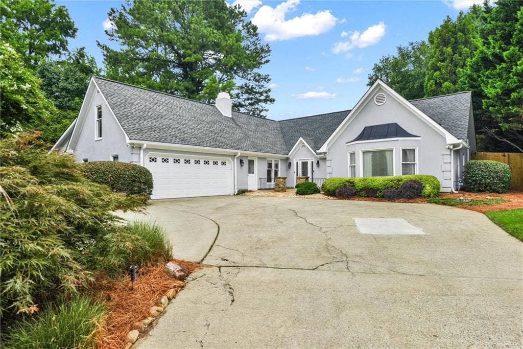 4 bedroom, 2 bathroom, 2,576 sq ft single family residence for sale at 469 Timberlea Lake Drive, Marietta, GA 30067 — photo 2
