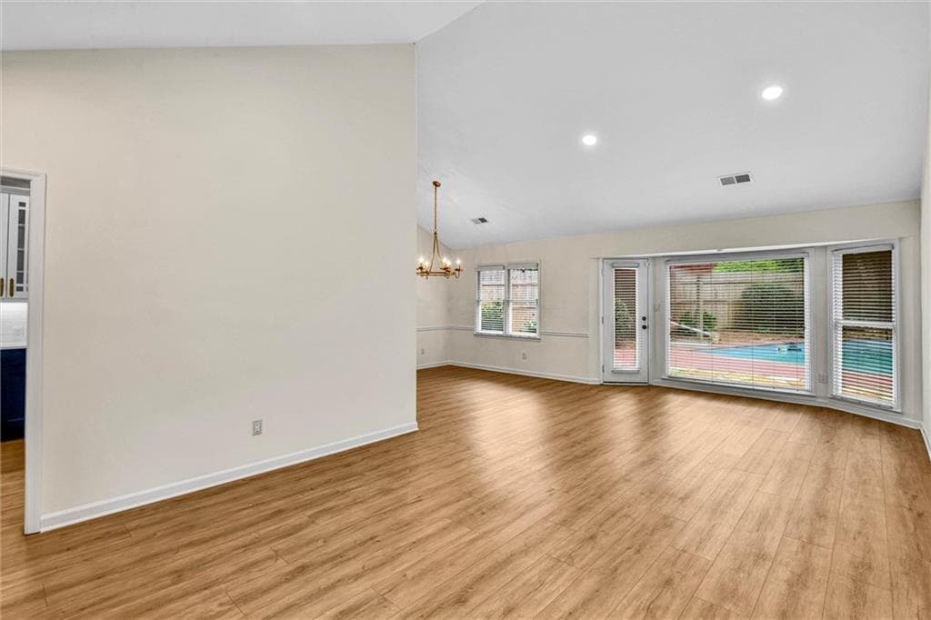 4 bedroom, 2 bathroom, 2,576 sq ft single family residence for sale at 469 Timberlea Lake Drive, Marietta, GA 30067 — photo 10
