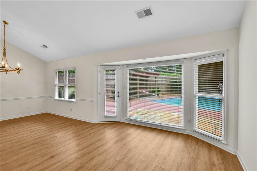 4 bedroom, 2 bathroom, 2,576 sq ft single family residence for sale at 469 Timberlea Lake Drive, Marietta, GA 30067 — photo 9