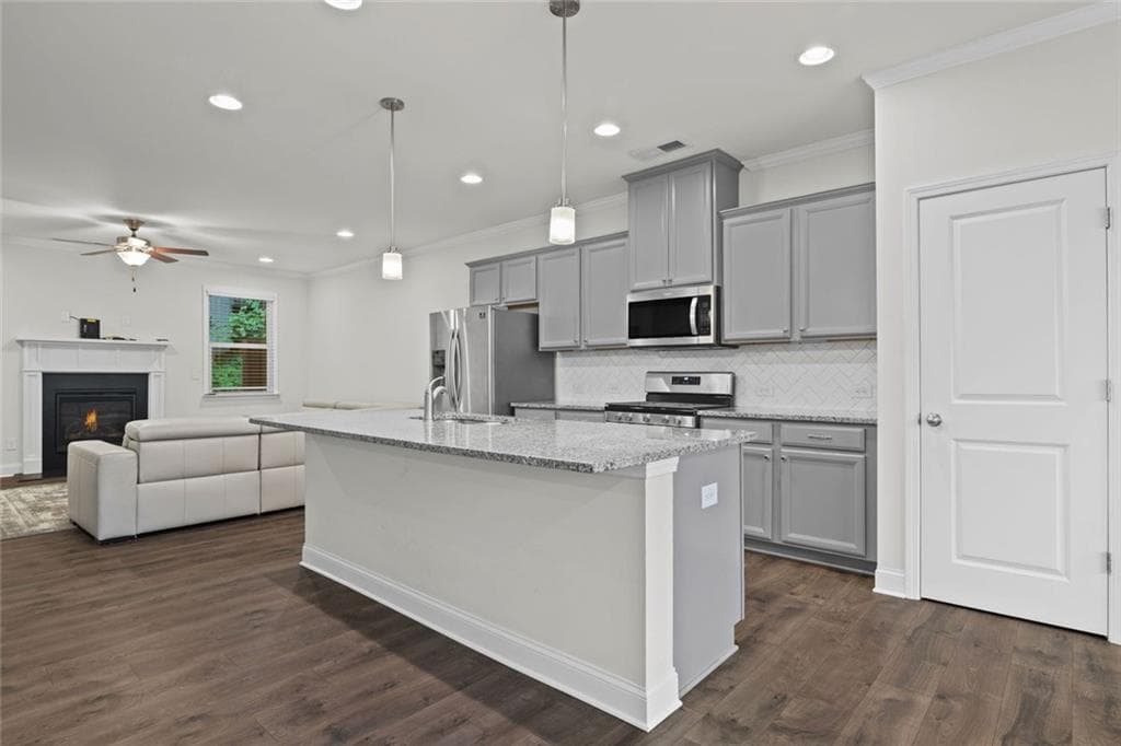 3 bedroom, 4 bathroom, 2,428 sq ft townhouse for rent at 2779 White Oak Lane 20, Decatur, GA 30032 for $2,450 a month — photo 9