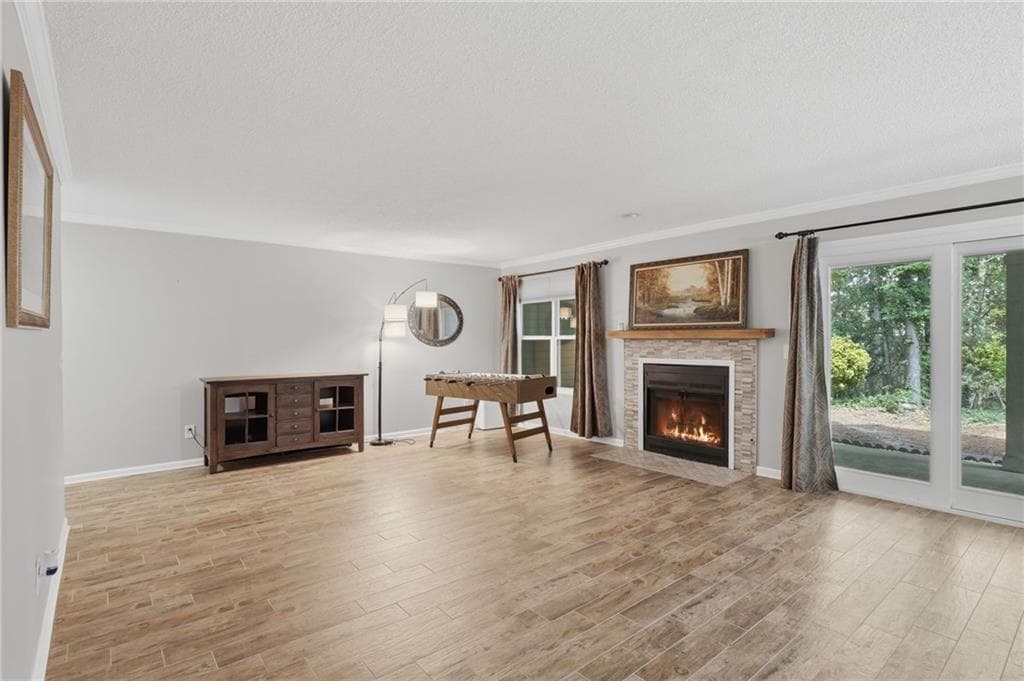 2 bedroom, 2 bathroom, 1,306 sq ft condominium for sale at 3073 Westwood Way, Alpharetta, GA 30004 — photo 3