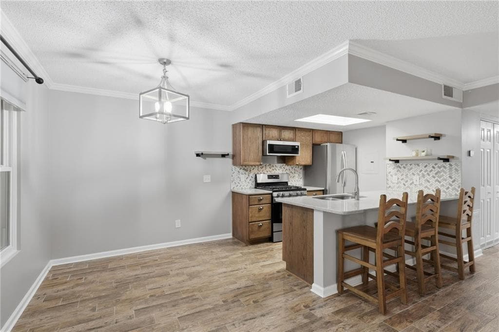 2 bedroom, 2 bathroom, 1,306 sq ft condominium for sale at 3073 Westwood Way, Alpharetta, GA 30004 — photo 6