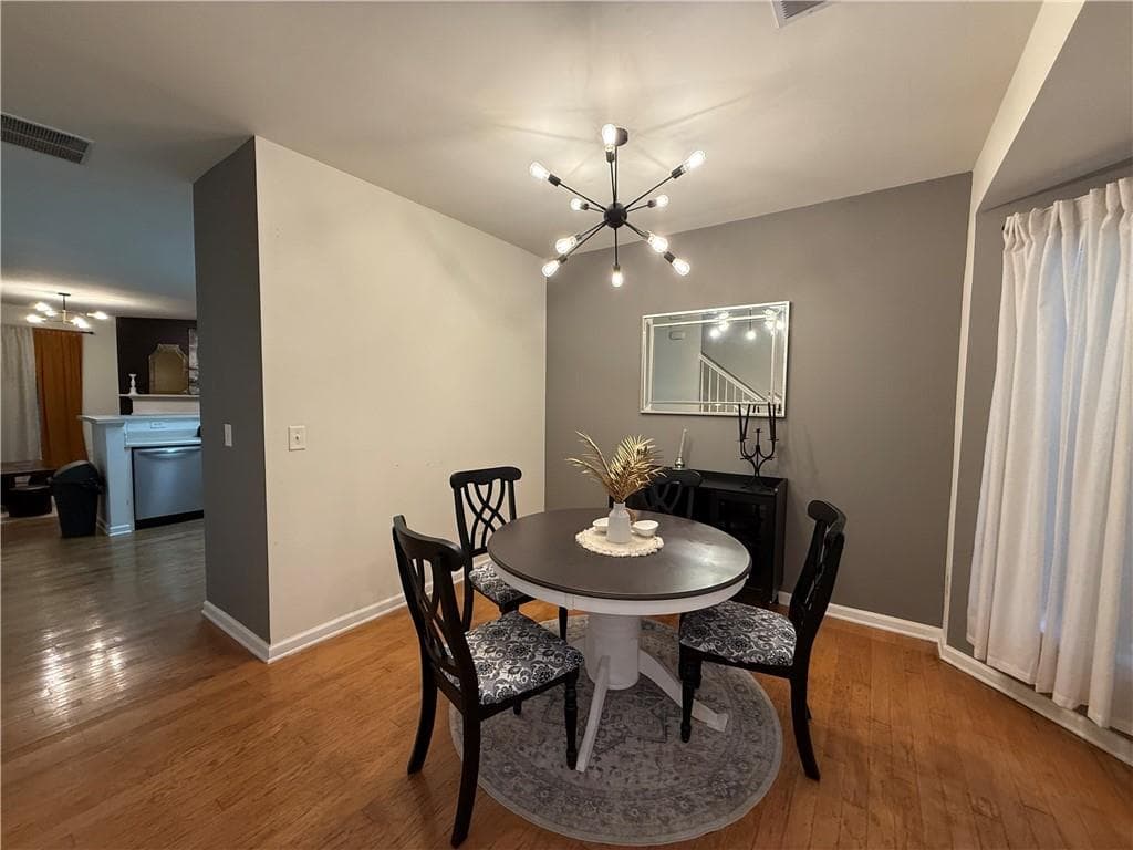 2 bedroom, 3 bathroom, 1,240 sq ft townhouse for rent at 1487 Cove Creek Circle, Norcross, GA 30093 for $1,950 a month — photo 2