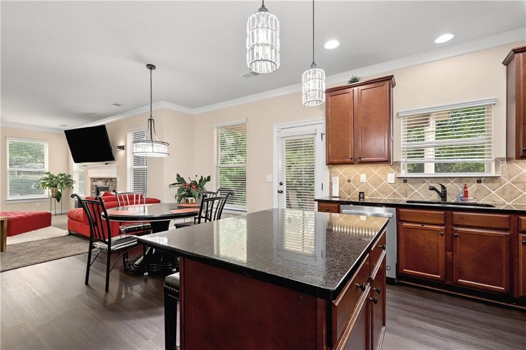 4 bedroom, 3 bathroom, 3,485 sq ft single family residence for sale at 705 Highbranch Circle, Lawrenceville, GA 30044 — photo 9