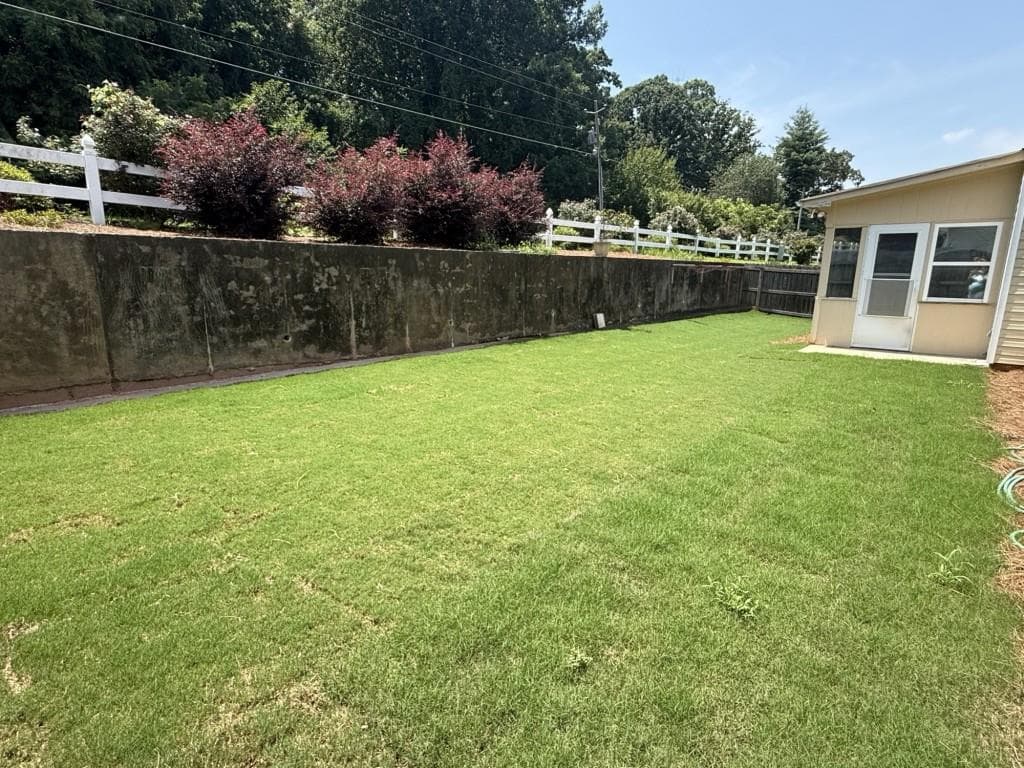 3 bedroom, 2 bathroom, 1,560 sq ft single family residence for rent at 34 Winding Creek Court, Dawsonville, GA 30534 for $2,200 a month — photo 3