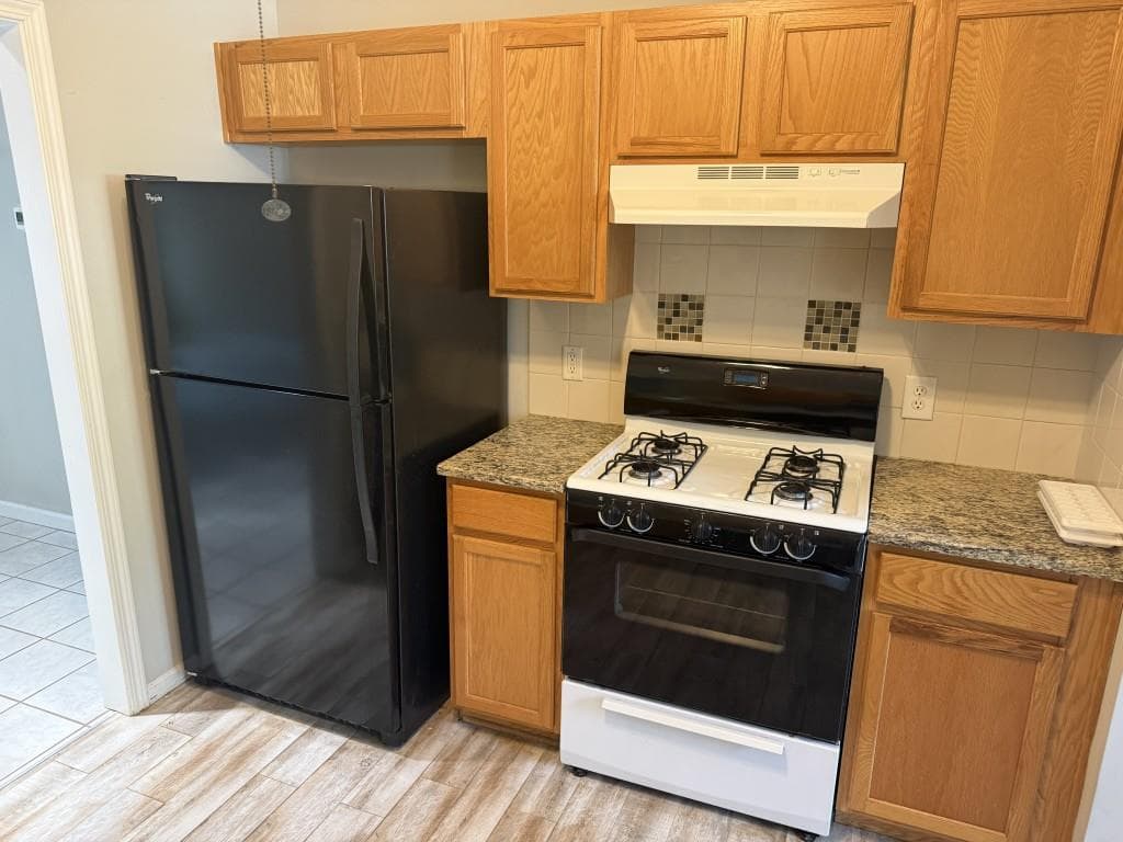 3 bedroom, 2 bathroom, 1,560 sq ft single family residence for rent at 34 Winding Creek Court, Dawsonville, GA 30534 for $2,200 a month — photo 8