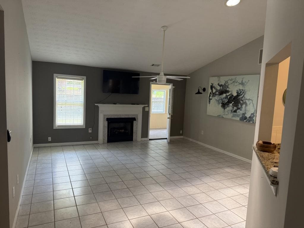 3 bedroom, 2 bathroom, 1,560 sq ft single family residence for rent at 34 Winding Creek Court, Dawsonville, GA 30534 for $2,200 a month — photo 10