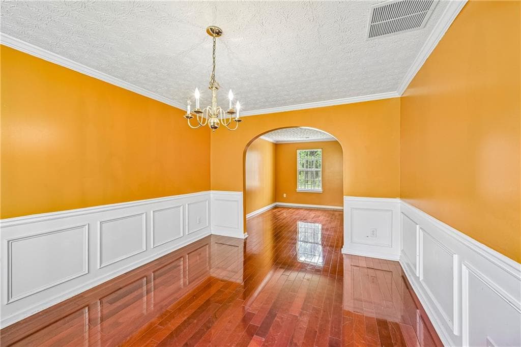 5 bedroom, 2 bathroom, 2,402 sq ft single family residence under contract at 2083 Dylan Court, Ellenwood, GA 30294 — photo 6