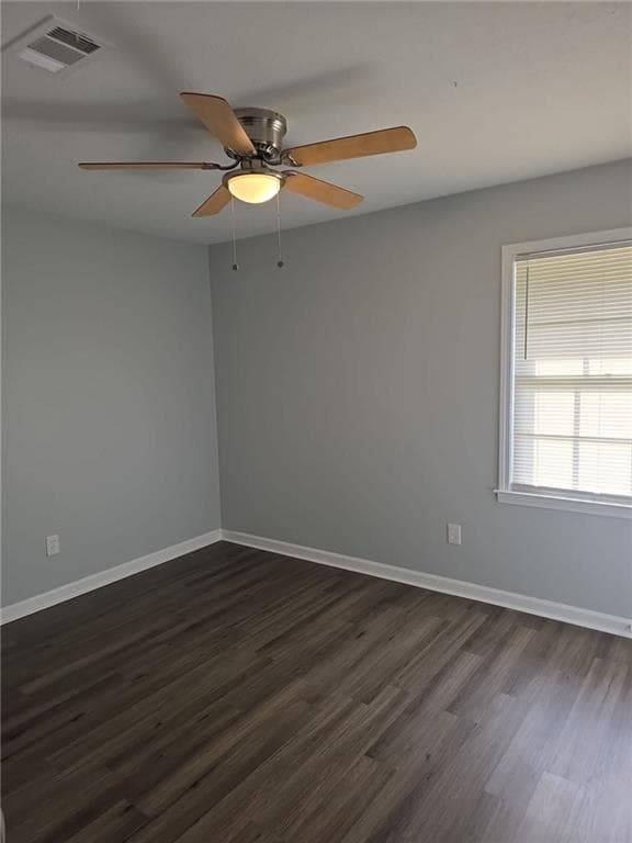 3 bedroom, 1 bathroom, 1,074 sq ft single family residence for sale at 122 Longstreet Circle, Oxford, GA 30054 — photo 3