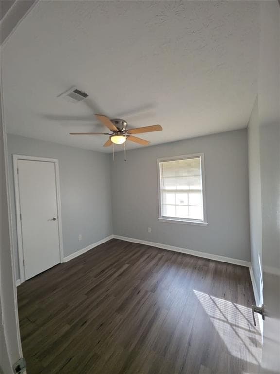 3 bedroom, 1 bathroom, 1,074 sq ft single family residence for sale at 122 Longstreet Circle, Oxford, GA 30054 — photo 5