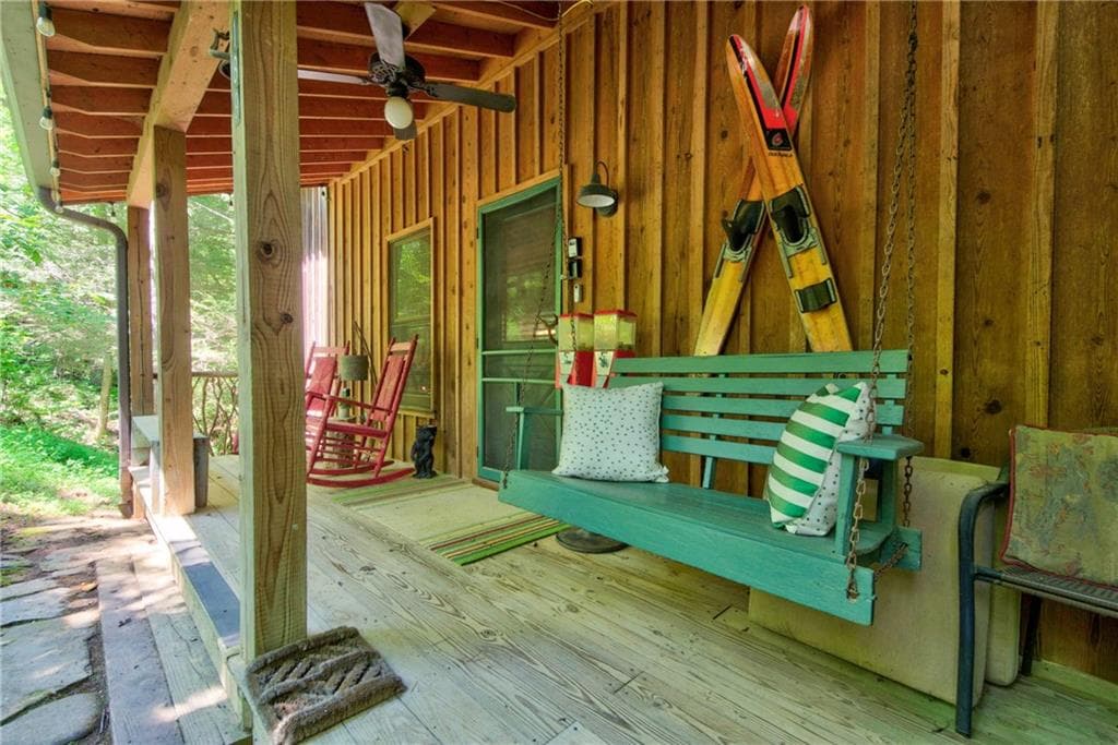 2 bedroom, 2 bathroom, 1,264 sq ft single family residence for sale at 189 Wexford Way, Lakemont, GA 30552 — photo 3